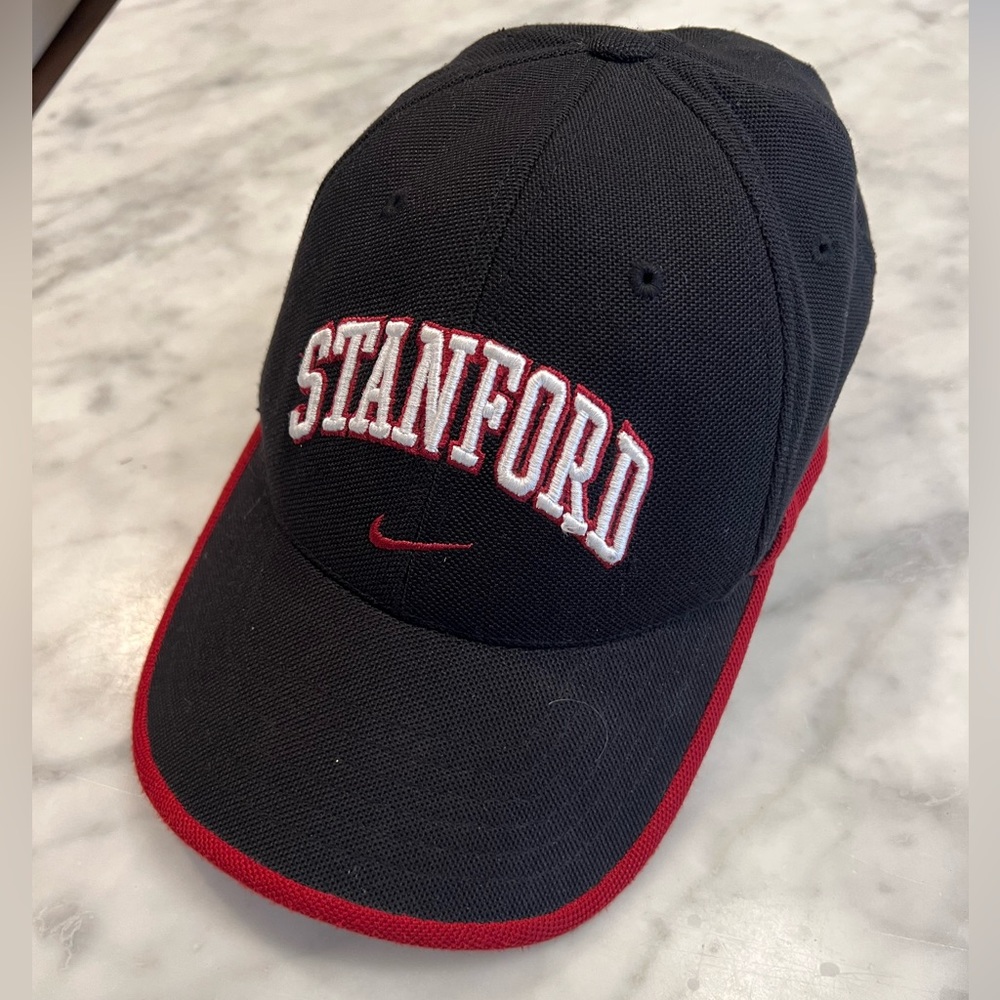 Like-New Stanford University Nike Dri-Fit/Flexfit Baseball Cap
